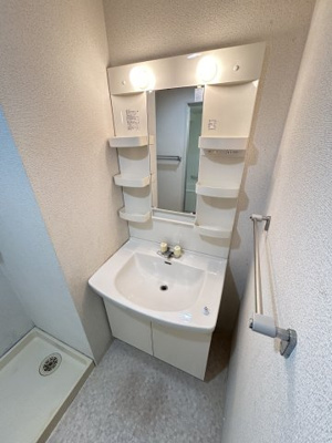 【独立洗面台】 | サンクラッソ神戸大開通staion front