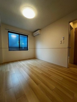 【内装】 | オーシャンフロント | 明るい色調の室内です
