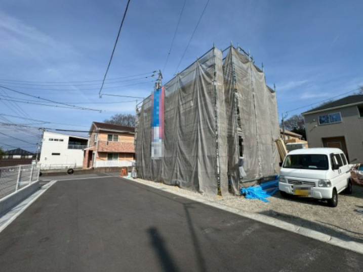 沼津市大岡第33　新築戸建　全2棟　1号棟の前面道路含む現地写真