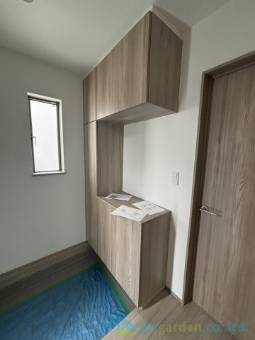 平塚市豊田宮下　全２棟A号棟の玄関