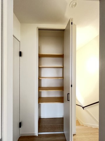 大和高田市勝目の収納|小物を収納するのに便利です