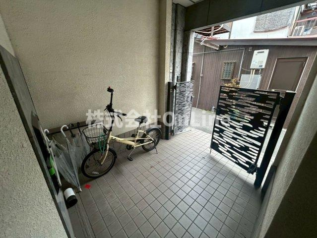 金田ハイツのエントランス