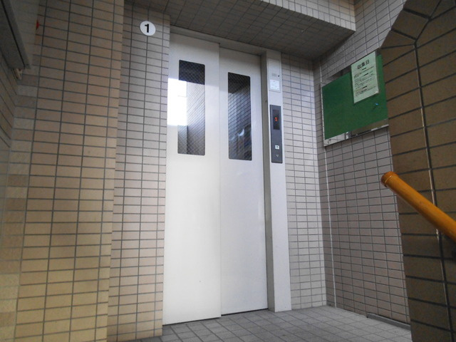 ネオクリスタルビルネジメのその他共用部分|エレベータです☆