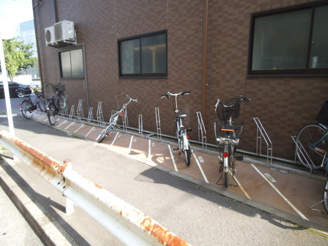ネオクリスタルビルネジメのその他共用部分|駐輪場です☆