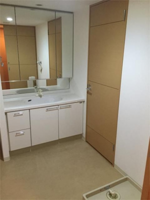 【洗面所】 | ライオンズマンション川口クオリティフォート | スペースが確保できる洗面所です