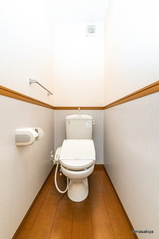 maison de fontaineのトイレ|トイレ　ウォシュレット付