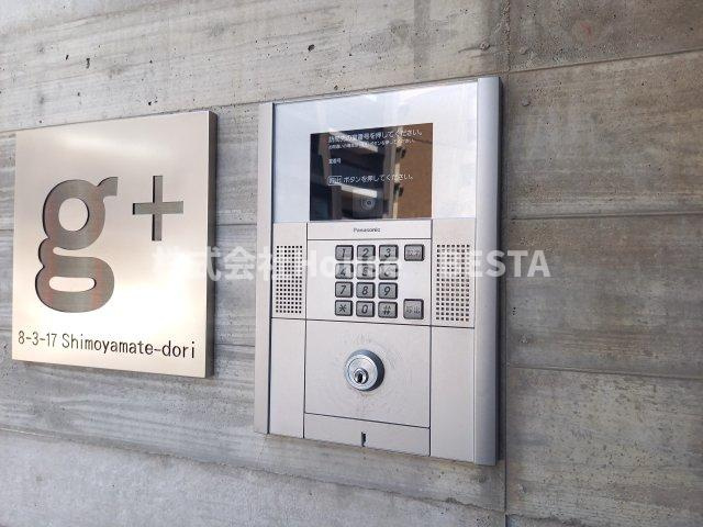 ｇ+（ジープラス）のエントランス