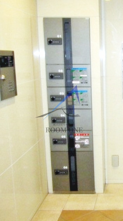 Ｅ＆Ｔ　ＯＳＨＩＡＧＥのその他共用部分|宅配ボックスです。