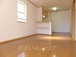 広島市安佐北区亀山６丁目のアパートの居間・リビング