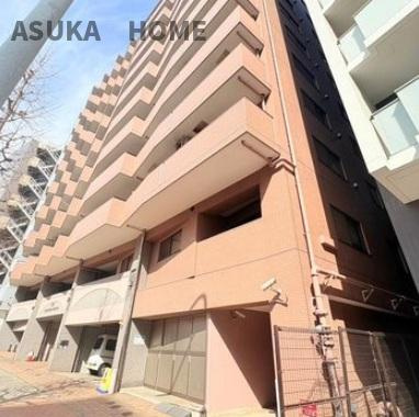 クリオ新横浜壱番館の外観パース|温かみのある色合いがやさしい雰囲気を感じます。