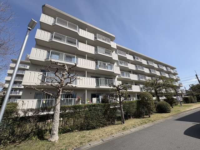 ハイコーポ長岡京B棟の外観|長岡京駅徒歩5分。通勤通学に便利な駅近のRC造分譲賃貸マンション