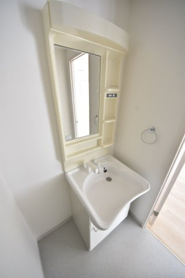 【独立洗面台】 | グラージェ三宮