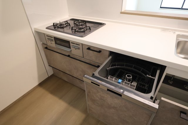 《仲介手数料無料》中央区鈴谷７丁目10新築一戸建てハートフルタウンのキッチン