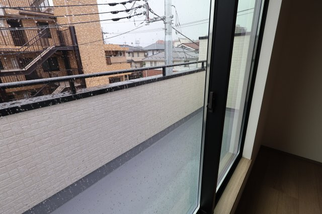 《仲介手数料無料》中央区鈴谷７丁目10新築一戸建てハートフルタウンのバルコニー