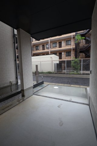 《仲介手数料無料》中央区鈴谷７丁目10新築一戸建てハートフルタウンの駐車場