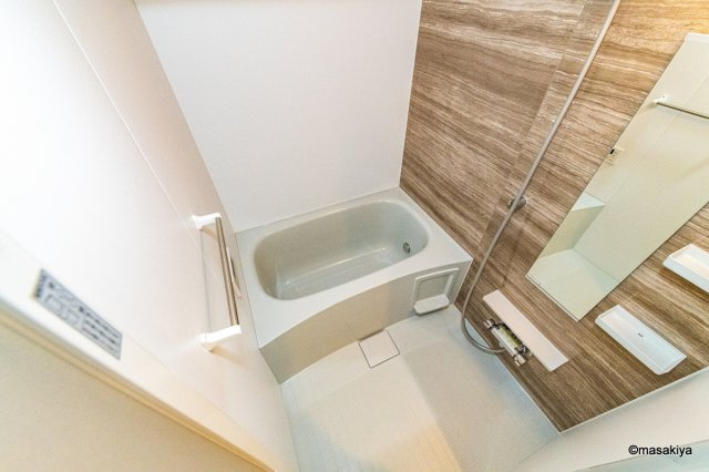 アガパンサス　Ⅱの浴室