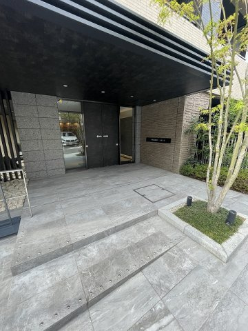 プレミスト文京千石のエントランス