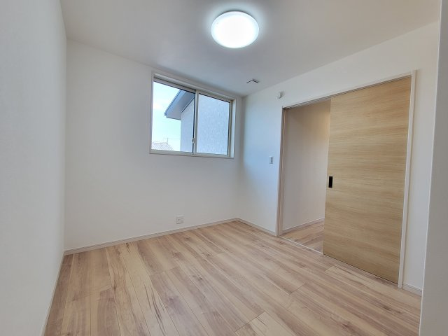 杭ノ瀬1区画（264-13）・新築戸建の洋室