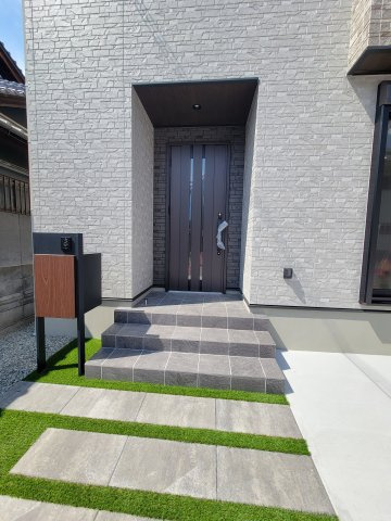 杭ノ瀬1区画（264-13）・新築戸建の玄関
