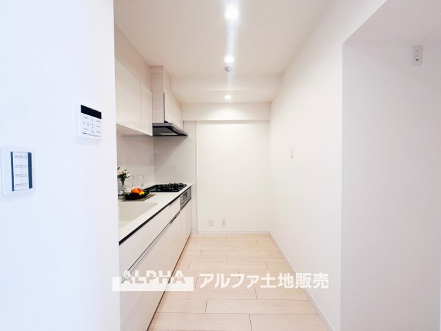 ダイアパレス河辺第Ⅱのキッチン|【Life without end】
◆心地よさを求めて◆終わりのない暮らしづくりはキッチンから始まる。食事は暮らしの中でとても重要。お洒落なキッチンを使用すれば空間の居心地良さが変わる。