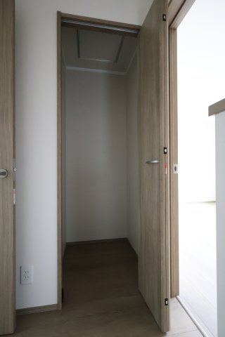 《仲介手数料無料》中央区鈴谷７丁目10新築一戸建てハートフルタウンの収納