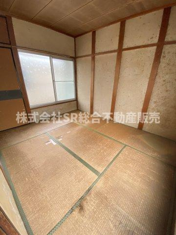 池島町4丁目中古テラスハウスの寝室|寝る時は布団派の方にはピッタリのお部屋です！