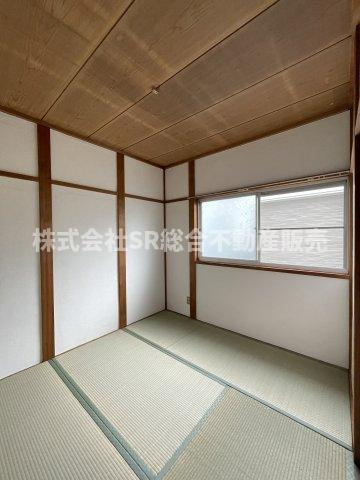 池島町4丁目中古テラスハウスの子供部屋|子供部屋としても使い勝手の良いお部屋です