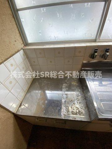 池島町4丁目中古テラスハウスのキッチン|お好きなコンロ置けます。