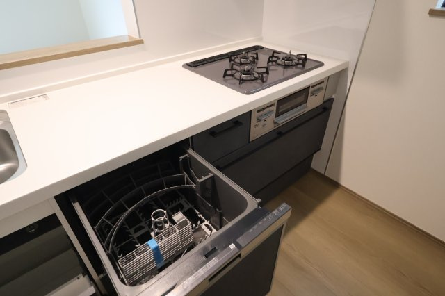 《仲介手数料無料》中央区鈴谷７丁目10新築一戸建てハートフルタウンのキッチン