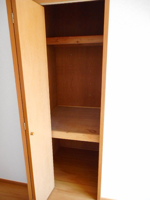 サンテラス窪　Ａの収納|収納