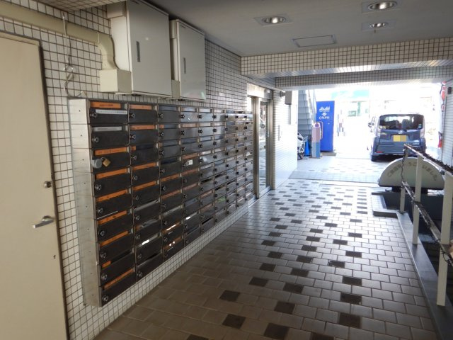 ライオンズマンション白山駅前の外観
