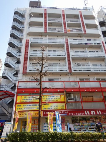 ライオンズマンション白山駅前の外観