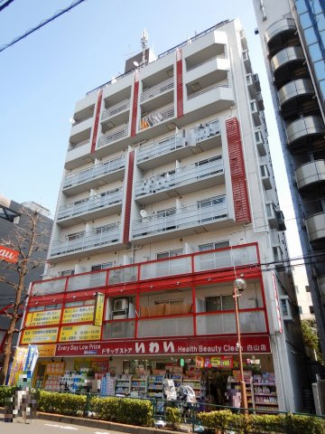 ライオンズマンション白山駅前の外観