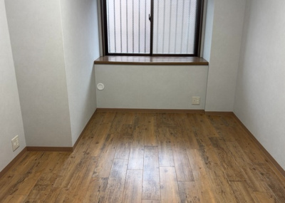 【子供部屋】 | サンライズステージ淵野辺Ⅰ | 子供が何人でも年齢によっては、受験時にしっかり壁のある個室があった方が良い場合もあります。難しい問題ですが、兄弟の人数や、性別や年齢差によって状況が異なりますので、数年後のこともしっかり考えましょう。