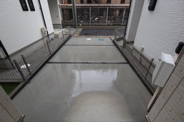 《仲介手数料無料》中央区鈴谷７丁目10新築一戸建てハートフルタウンの駐車場