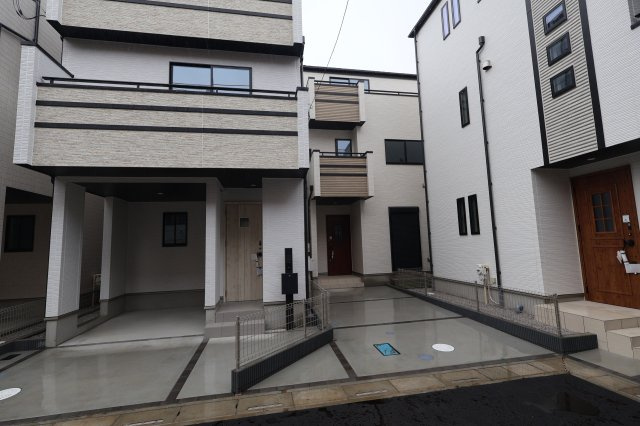 《仲介手数料無料》中央区鈴谷７丁目10新築一戸建てハートフルタウンの外観