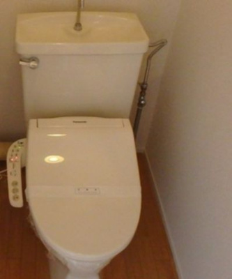 【トイレ】 | アーバンコートサカスⅢ | コンパクトで使いやすいトイレです
