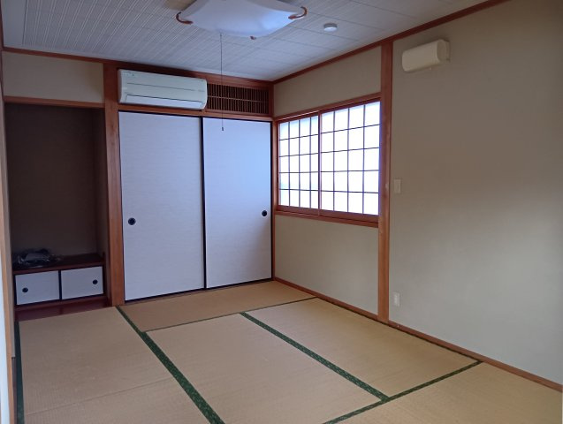 西琴芝２丁目貸家の和室