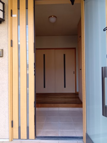 西琴芝２丁目貸家の収納