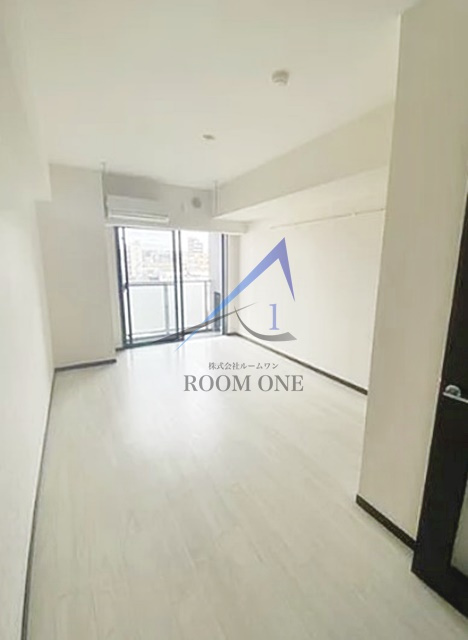 ＡＲＴＥＳＳＩＭＯ　ＡＲＤＩＴＯの居間・リビング|洋室のお部屋です。