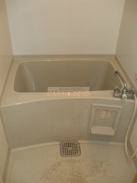 中野区大和町３丁目のアパートの浴室