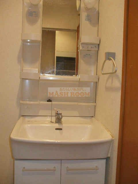 中野区大和町３丁目のアパートの洗面所