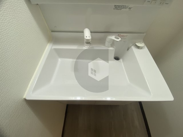 SKコーポ長瀬の独立洗面台