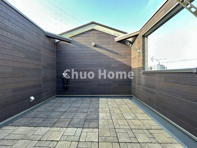 江戸川区松江5丁目中古住宅のバルコニー|屋上バルコニー