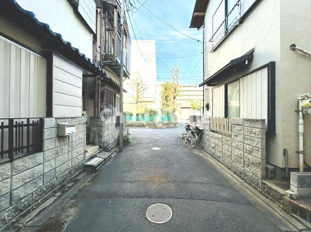 江戸川区松江5丁目中古住宅の前面道路含む現地写真|全面道路