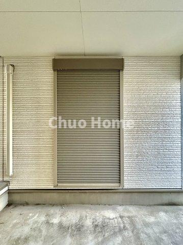 江戸川区松江5丁目中古住宅の防犯設備|防犯シャッター