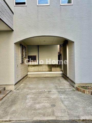 江戸川区松江5丁目中古住宅の駐車場|カースペース