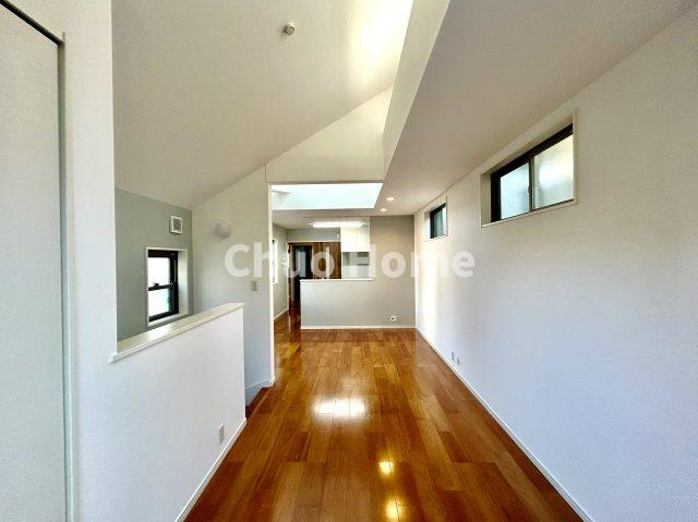 江戸川区松江5丁目中古住宅の居間・リビング|居間リビング