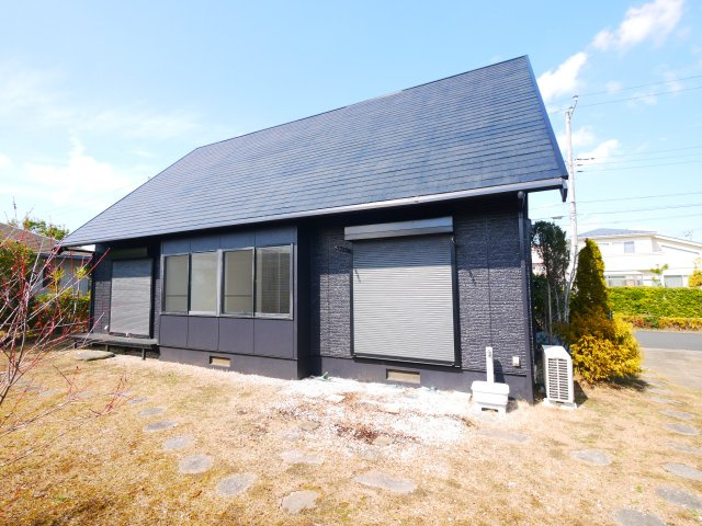 大網白里市みどりが丘4　中古戸建の庭|フルリノベーション済令和7年12月 4SLDK リビング約18帖床暖房　上下水都市ガス 駐車2台可能