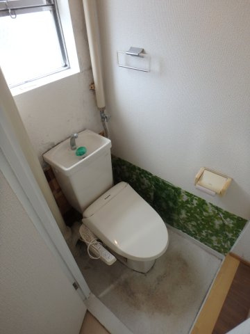徳力団地131棟のトイレ